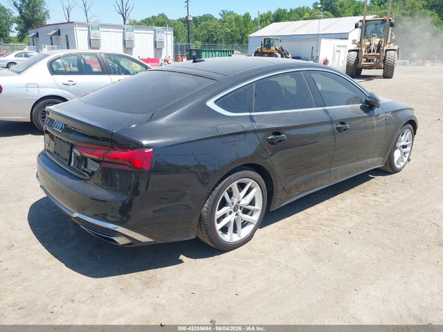 Продаж на аукціоні авто 2024 Audi A5 Sportback Premium Plus 45 Tfsi Quattro S Tronic, vin: WAUFACF53RA051671, номер лоту: 45285694