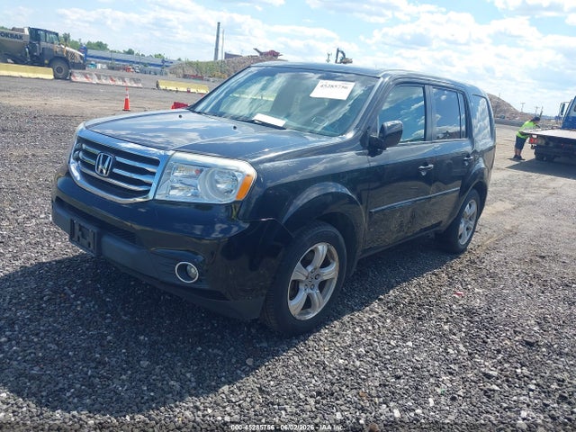 45285756 :رقم المزاد ، 5FNYF4H70FB067332 vin ، 2015 Honda Pilot Ex-l مزاد بيع