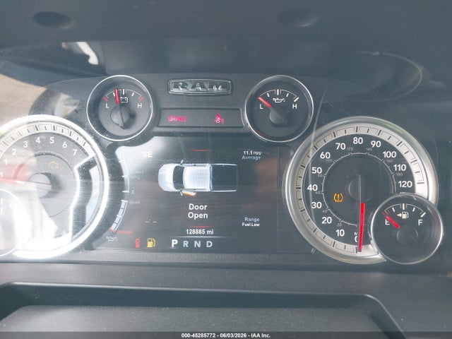 45285772 :رقم المزاد ، 3C6RR6LT3HG783285 vin ، 2017 Ram 1500 Lone Star  4x2 5'7 Box مزاد بيع