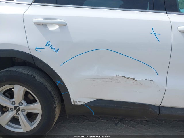 2022 Kia Sorento Lx მანქანა იყიდება აუქციონზე, vin: 5XYRGDLC8NG106536, აუქციონის ნომერი: 45285779