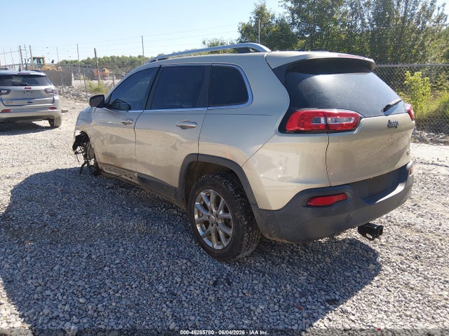 45285780 :رقم المزاد ، 1C4PJLCS8FW658097 vin ، 2015 Jeep Cherokee Latitude مزاد بيع