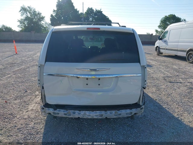 45285787 :رقم المزاد ، 2A4RR5DG1BR682049 vin ، 2011 Chrysler Town & Country Touring مزاد بيع