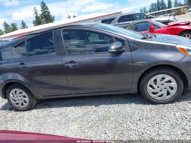 Toyota Prius C Two 2016 JTDKDTB35G1129183 Image 13
