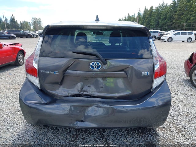Toyota Prius C Two 2016 JTDKDTB35G1129183 Image 6