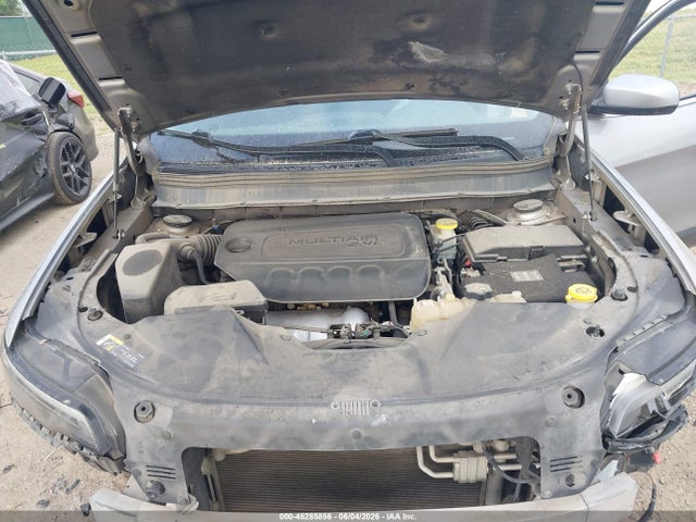 1C4PJLCBXKD285733 Jeep Cherokee Latitude Fwd