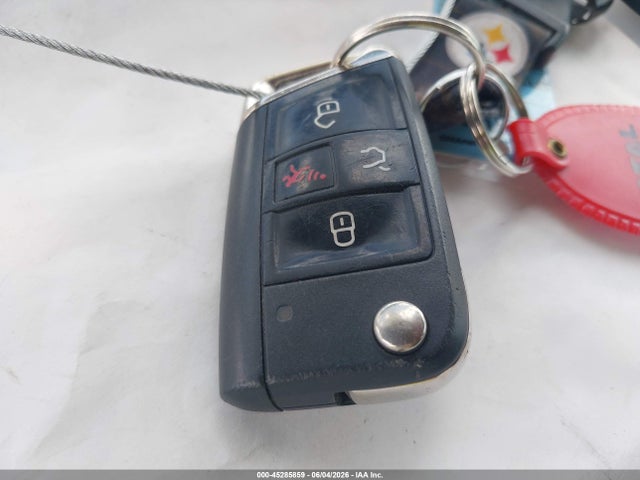 45285859 :رقم المزاد ، 3VV3B7AX4JM040707 vin ، 2018 Volkswagen Tiguan 2.0t Se/2.0t Sel مزاد بيع