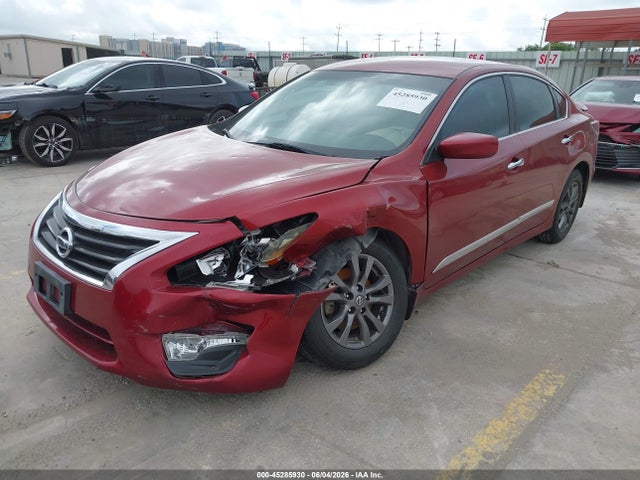 Nissan Altima 2.5 S 2015 1N4AL3AP5FC573143 Image 2