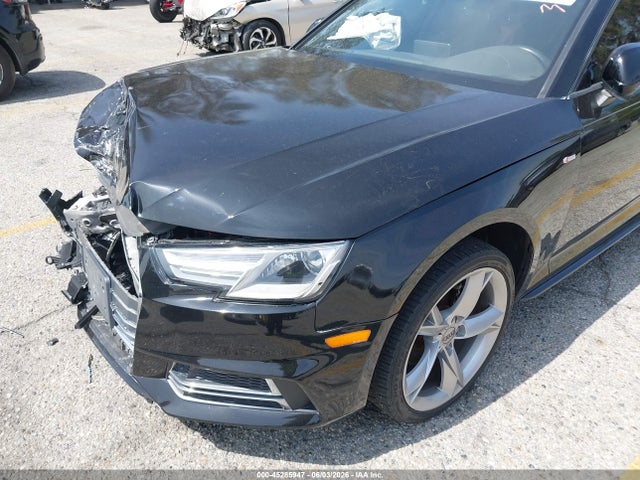 WAUKMAF47JN017392 Audi A4 2.0t Tech Ultra Premium/2.0t Ultra Premium