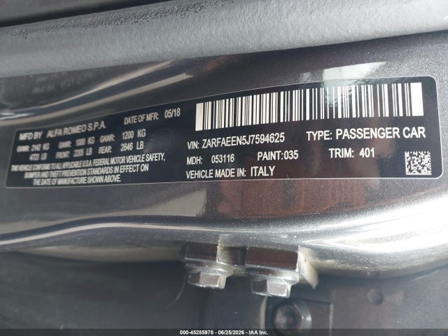 2018 Alfa Romeo Giulia Ti Sport Awd მანქანა იყიდება აუქციონზე, vin: ZARFAEEN5J7594625, აუქციონის ნომერი: 45285978