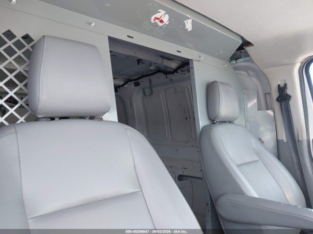 Ford Transit-150 2017 1FTYE1YM4HKB21339 Image 8