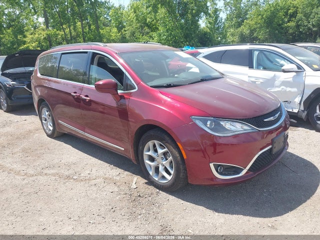 Продаж на аукціоні авто 2017 Chrysler Pacifica Touring-l, vin: 2C4RC1BG1HR509630, номер лоту: 45286070