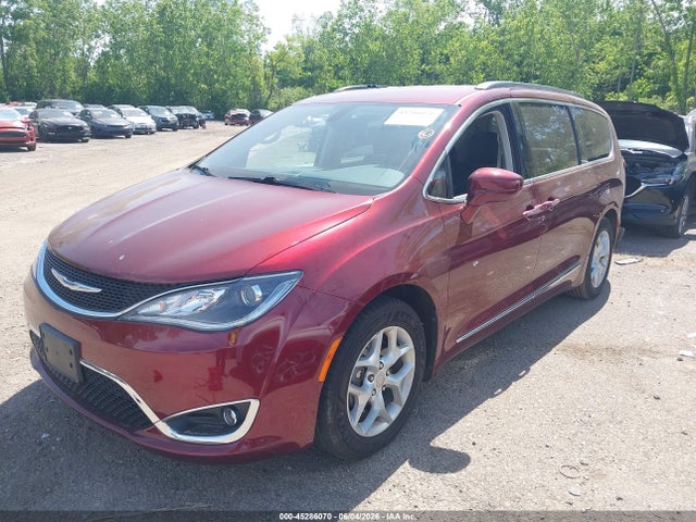 Продаж на аукціоні авто 2017 Chrysler Pacifica Touring-l, vin: 2C4RC1BG1HR509630, номер лоту: 45286070