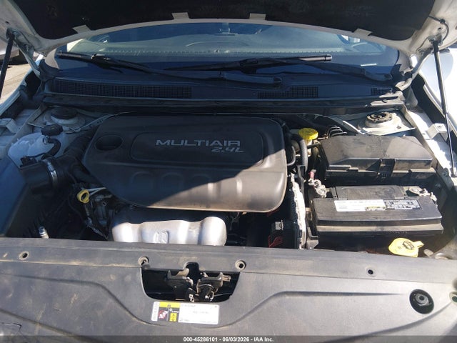 45286101 :رقم المزاد ، 1C3CCCAB6FN675342 vin ، 2015 Chrysler 200 Limited مزاد بيع