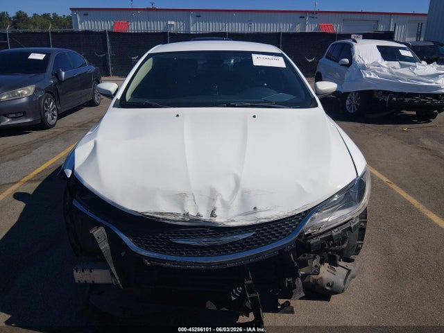 45286101 :رقم المزاد ، 1C3CCCAB6FN675342 vin ، 2015 Chrysler 200 Limited مزاد بيع