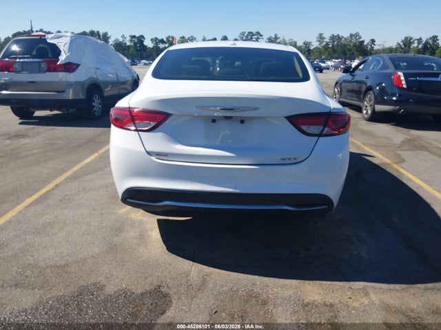 45286101 :رقم المزاد ، 1C3CCCAB6FN675342 vin ، 2015 Chrysler 200 Limited مزاد بيع