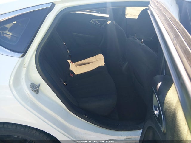 45286101 :رقم المزاد ، 1C3CCCAB6FN675342 vin ، 2015 Chrysler 200 Limited مزاد بيع