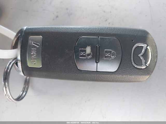 Mazda Mazda3 I Touring 2016 JM1BM1M73G1280835 Image 11
