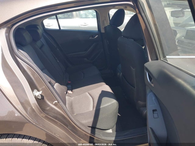 Mazda Mazda3 I Touring 2016 JM1BM1M73G1280835 Image 8