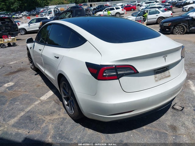 Tesla Model 3 Standard Range Plus Rear-wheel Drive 2021 5YJ3E1EA9MF861450 Image 3