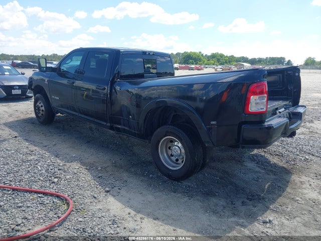 RAM 3500 2022 3C63RRGL0NG153401 Image 3