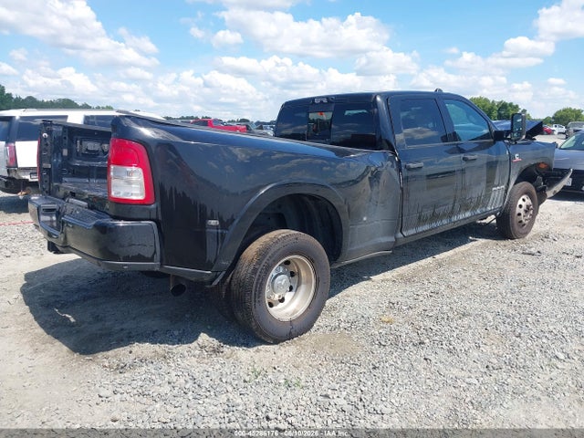 RAM 3500 2022 3C63RRGL0NG153401 Image 4