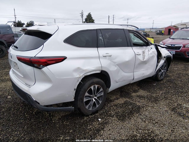 Продаж на аукціоні авто 2022 Toyota Highlander Xle, vin: 5TDHZRBH9NS564234, номер лоту: 45286190