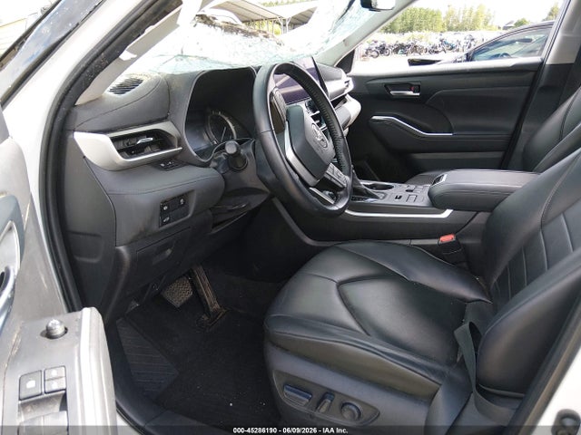 Продаж на аукціоні авто 2022 Toyota Highlander Xle, vin: 5TDHZRBH9NS564234, номер лоту: 45286190