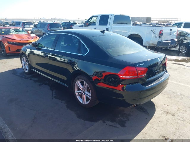 1VWBT7A39EC096716 Volkswagen Passat 1.8t Se