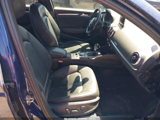 45286322 :رقم المزاد ، WAUEFGFF9F1063932 vin ، 2015 Audi A3 2.0t Premium مزاد بيع