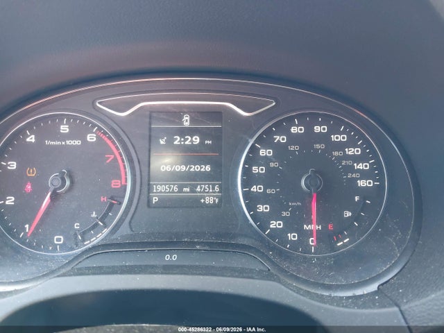 45286322 :رقم المزاد ، WAUEFGFF9F1063932 vin ، 2015 Audi A3 2.0t Premium مزاد بيع