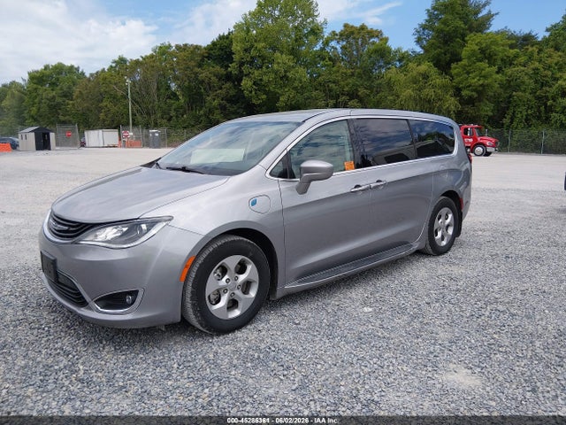 Продажа на аукционе авто 2018 Chrysler Pacifica Hybrid Touring Plus, vin: 2C4RC1H70JR331304, номер лота: 45286361