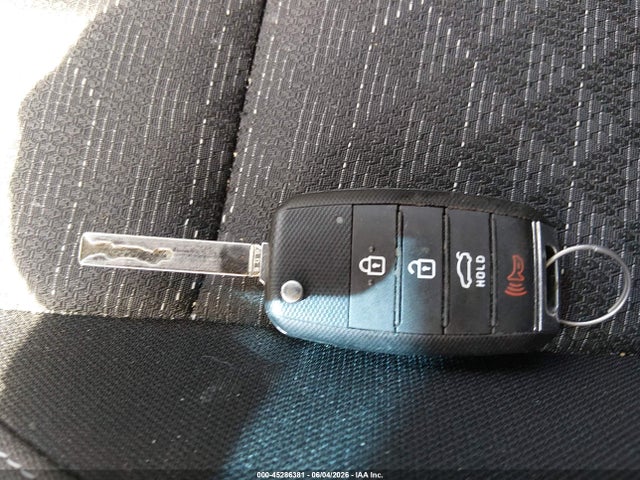 2018 Kia Rio S მანქანა იყიდება აუქციონზე, vin: 3KPA24AB4JE050785, აუქციონის ნომერი: 45286381
