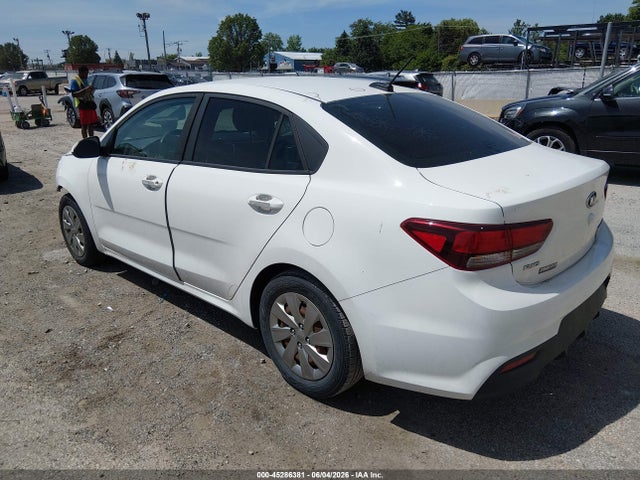2018 Kia Rio S მანქანა იყიდება აუქციონზე, vin: 3KPA24AB4JE050785, აუქციონის ნომერი: 45286381