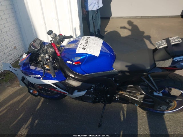 Suzuki GSX-R750 2026 JS1GR7MA2T7101479 Image 13