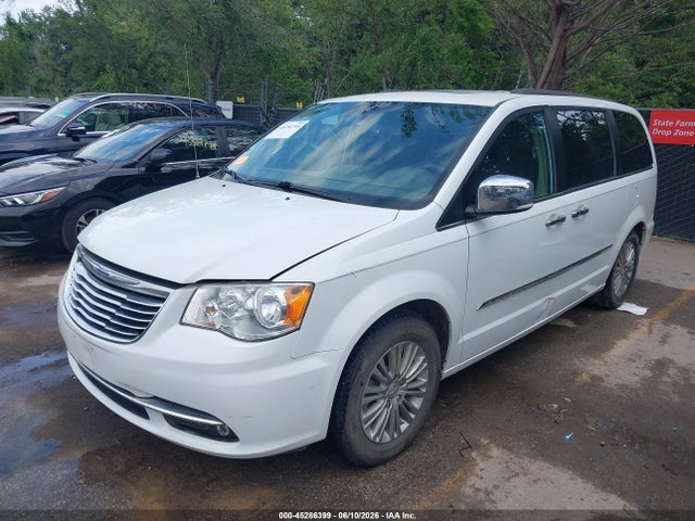 Продаж на аукціоні авто 2016 Chrysler Town & Country Touring-l Anniversary Edition, vin: 2C4RC1CG3GR120968, номер лоту: 45286399
