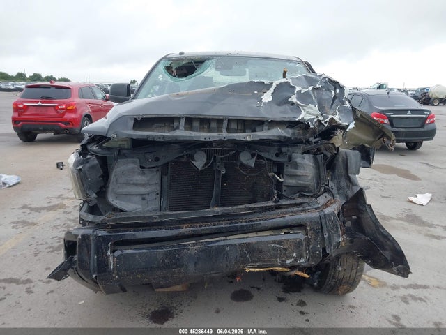 5TFDW5F16KX859567 Toyota Tundra Sr5 5.7l V8