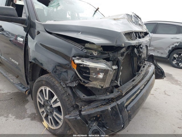 5TFDW5F16KX859567 Toyota Tundra Sr5 5.7l V8
