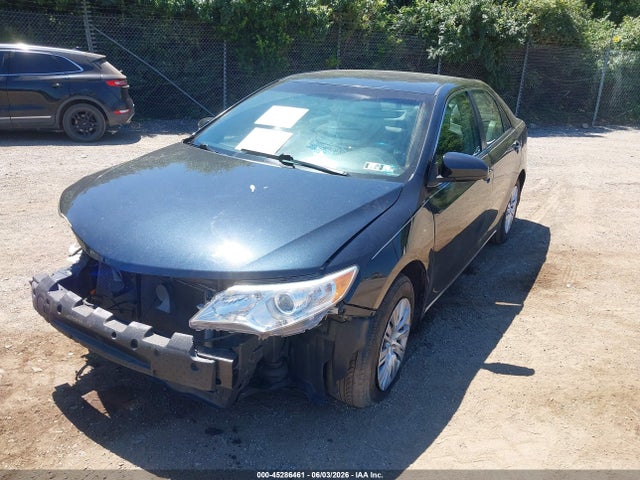 4T1BF1FK3EU314906 Toyota CAMRY LE