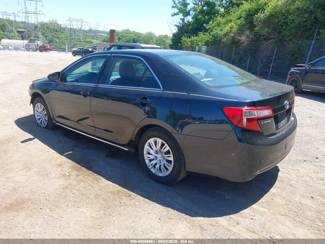 4T1BF1FK3EU314906 Toyota CAMRY LE