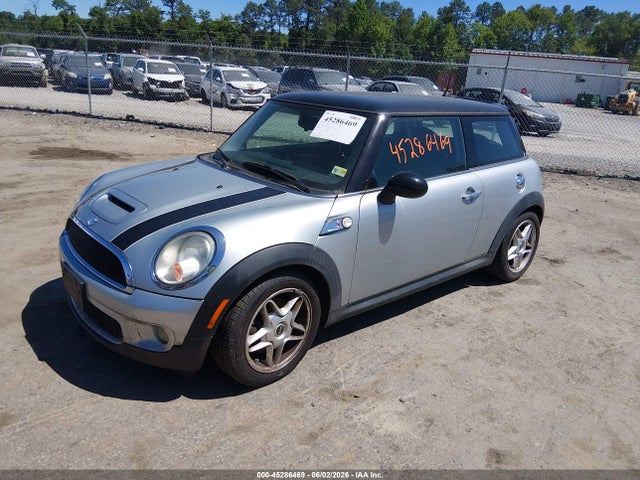 Продаж на аукціоні авто 2009 Mini Cooper S, vin: WMWMF73539TT95879, номер лоту: 45286469