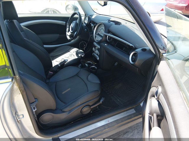 Продаж на аукціоні авто 2009 Mini Cooper S, vin: WMWMF73539TT95879, номер лоту: 45286469
