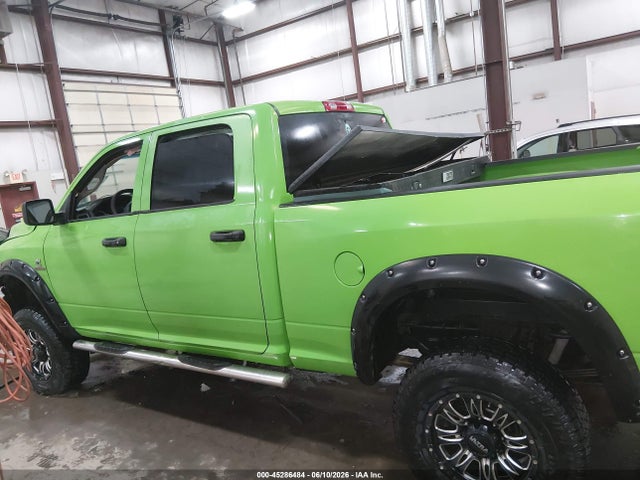 45286484 :رقم المزاد ، 3C6UR5CL0DG611990 vin ، 2013 Ram 2500 Tradesman مزاد بيع