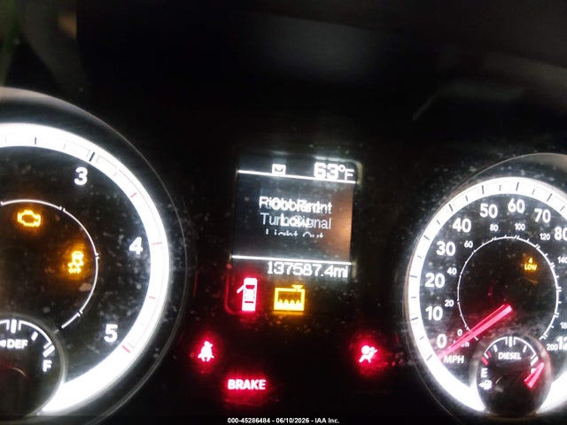 45286484 :رقم المزاد ، 3C6UR5CL0DG611990 vin ، 2013 Ram 2500 Tradesman مزاد بيع