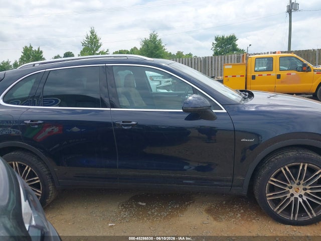 Продаж на аукціоні авто 2015 Porsche Cayenne Diesel, vin: WP1AF2A24FLA42370, номер лоту: 45286530