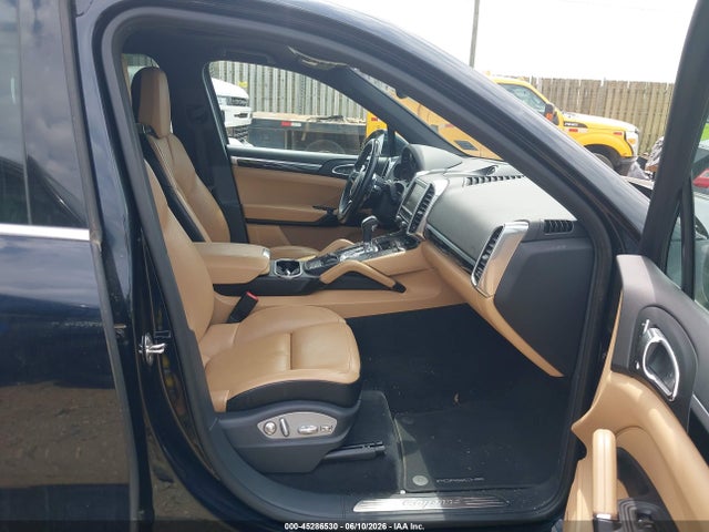 Продаж на аукціоні авто 2015 Porsche Cayenne Diesel, vin: WP1AF2A24FLA42370, номер лоту: 45286530