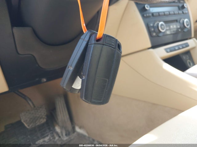 Продажа на аукционе авто 2015 Bmw X1 Xdrive28i, vin: WBAVL1C56FVY32526, номер лота: 45286536