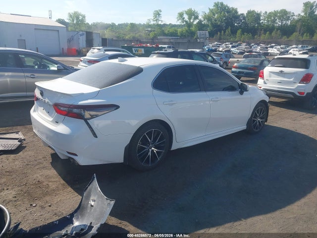 45286572 :رقم المزاد ، 4T1G11AK0RU262734 vin ، 2024 Toyota Camry Se مزاد بيع