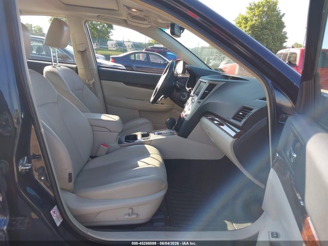 4S3BMBN63E3010792 Subaru Legacy 2.5i Limited