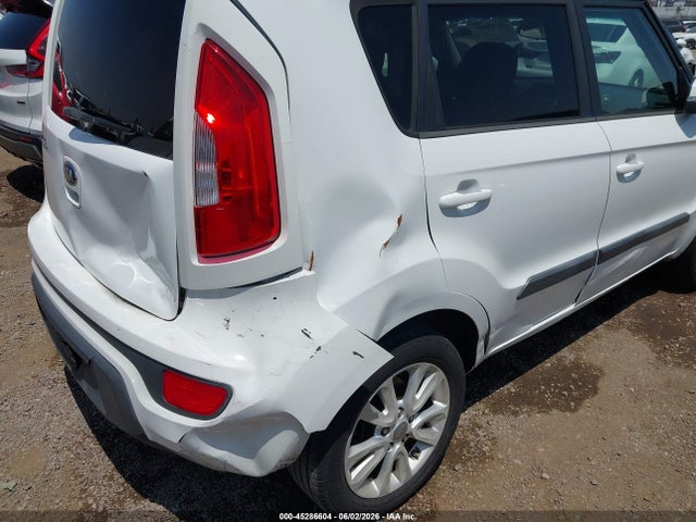 45286604 :رقم المزاد ، KNDJT2A62D7498810 vin ، 2013 Kia Soul + مزاد بيع