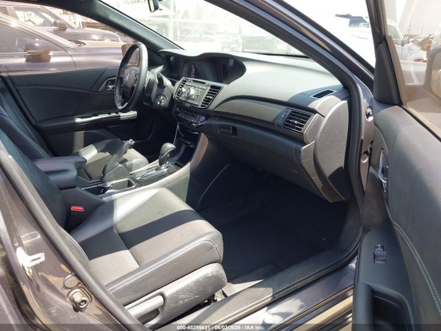 1HGCR2F52GA154460 Honda Accord Sport